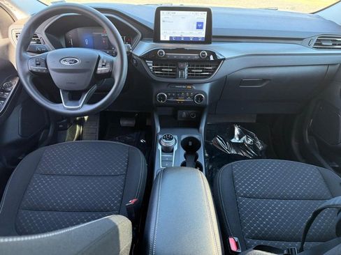Used 2025 Ford Escape Active image 11