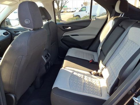 Used 2022 Chevrolet Equinox LT image 30