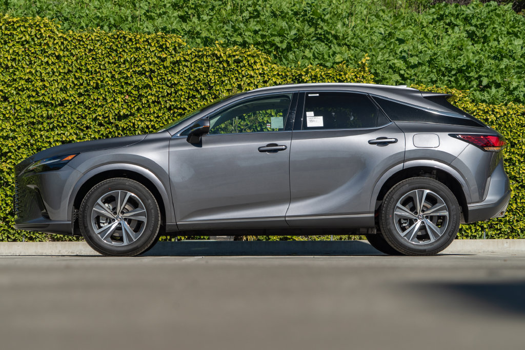 New 2026 Lexus RX 350 Premium w/ Accessory Package (Z1) FWD image 6