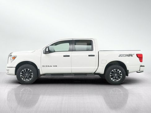 Used 2019 Nissan Titan PRO-4X w/ Pro-4x Convenience Package AWD/4WD image 2