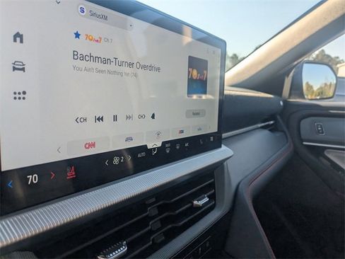 Used 2025 Ford Explorer ST image 23