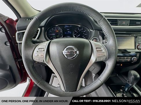 Used 2016 Nissan Rogue SL w/ SL Premium Package image 11