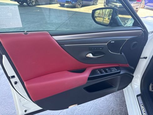 Used 2023 Lexus ES 350 F Sport w/ Accessory Package (Z2) FWD image 8