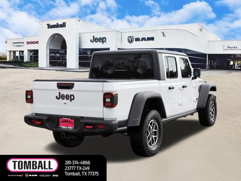 Used 2024 Jeep Gladiator Rubicon w/ Technology Group image 7