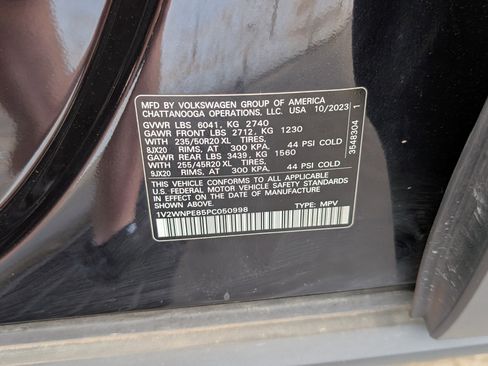 Used 2023 Volkswagen ID.4 Pro S image 36