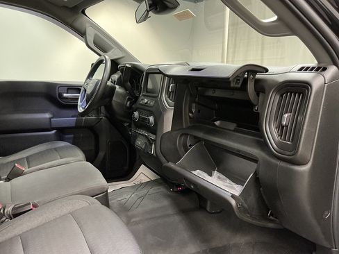 Used 2023 Chevrolet Silverado 1500 Custom w/ LPO, Dark Essentials Package AWD/4WD image 32