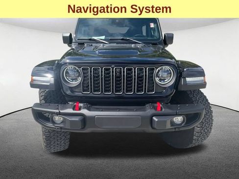 Certified 2025 Jeep Wrangler Unlimited Rubicon AWD/4WD image 4