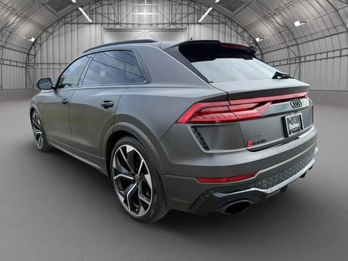 Used 2024 Audi RS Q8 w/ Black Optic Package image 6