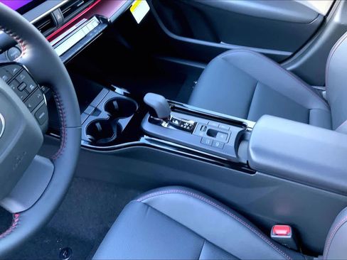 New 2026 Toyota Prius XSE image 7