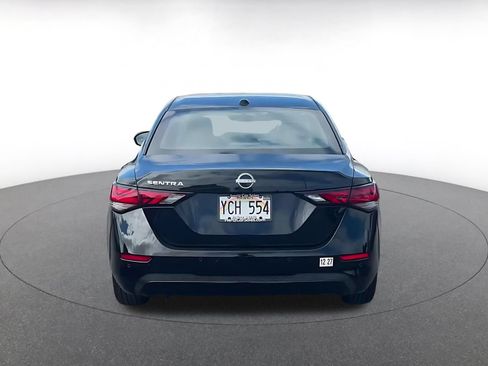 Used 2025 Nissan Sentra SV FWD image 12
