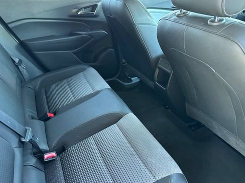 Used 2024 Chevrolet Trax LT FWD image 18