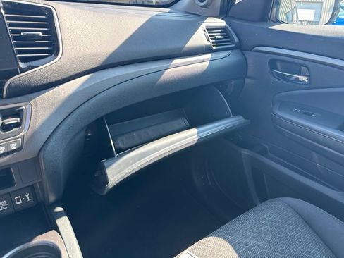 Used 2023 Honda Ridgeline Sport image 25