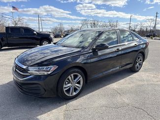 Used 2024 Volkswagen Jetta SE video 2