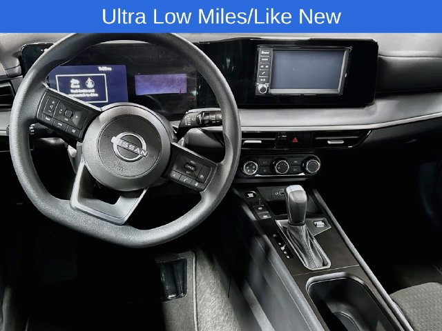 Used 2025 Nissan Kicks S AWD/4WD image 19