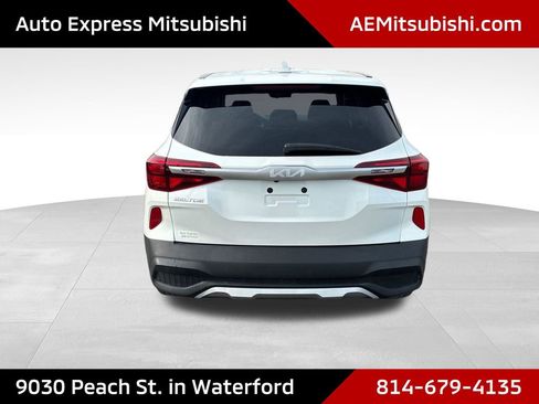 Used 2023 Kia Seltos LX AWD/4WD image 6