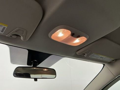 Used 2015 Dodge Journey American Value Package w/ Flexible Seating Group image 19