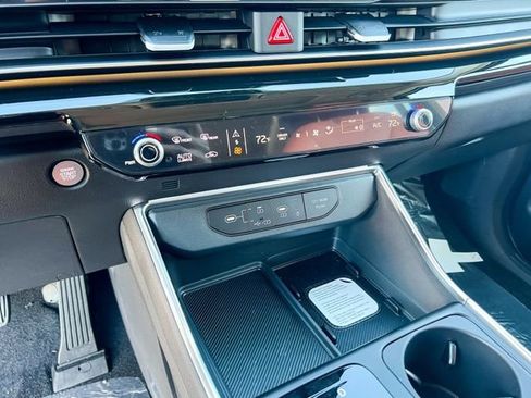 New 2026 Kia Carnival SX Prestige FWD image 20