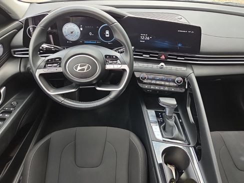 Certified 2024 Hyundai Elantra SEL w/ Convenience Package FWD image 30