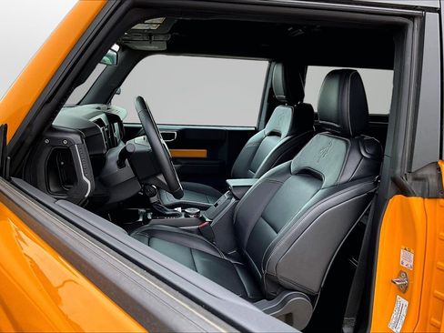 Used 2021 Ford Bronco First Edition AWD/4WD image 16