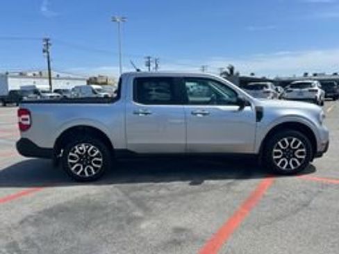 Used 2024 Ford Maverick Lariat image 16
