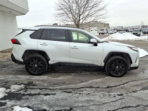 Certified 2024 Toyota RAV4 SE w/ Convenience Package image 22