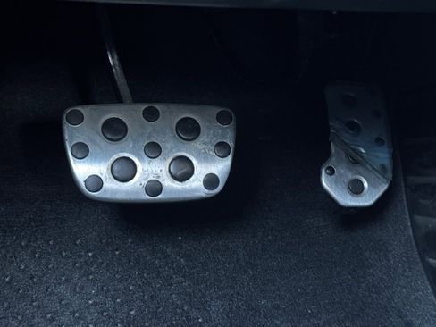 Used 2011 Toyota Camry SE image 41