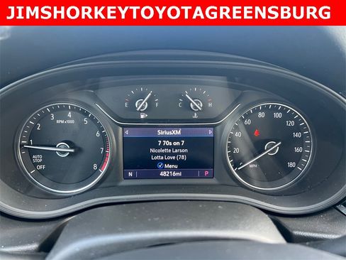 Used 2019 Buick Regal Essence w/ Driver Confidence Package I image 15