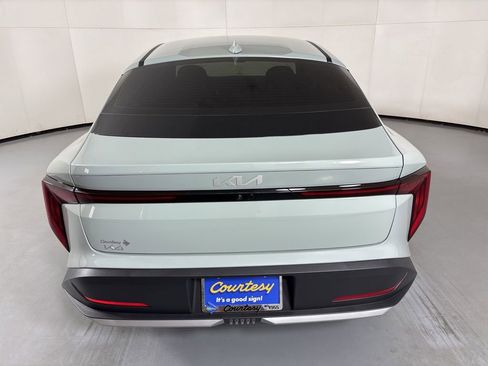 New 2026 Kia K4 FWD image 7