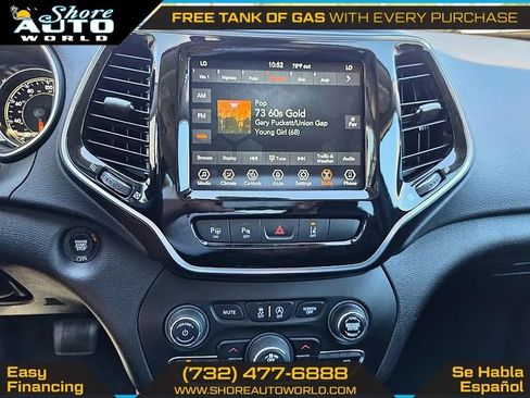 Used 2021 Jeep Cherokee Limited AWD/4WD image 15