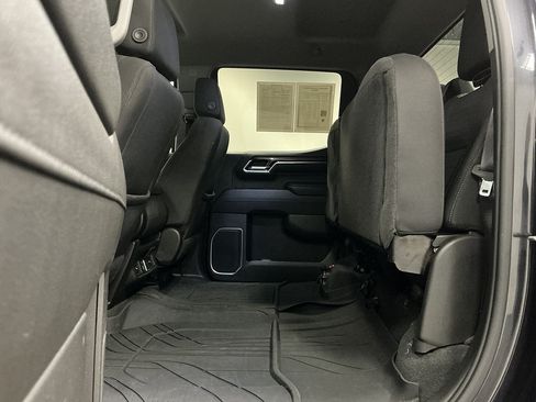 Used 2022 Chevrolet Silverado 1500 LT w/ Protection Package AWD/4WD image 23