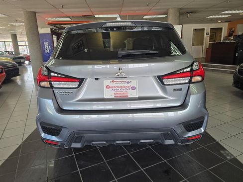 Used 2025 Mitsubishi Outlander Sport ES AWD/4WD image 5