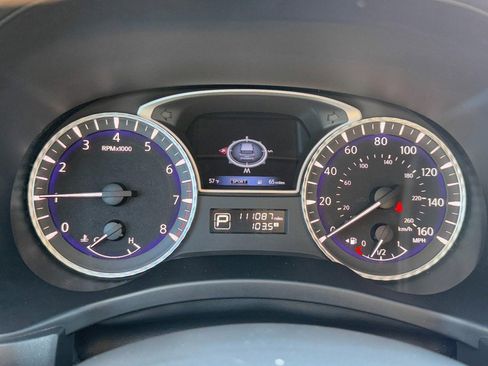 Used 2017 INFINITI QX60 Luxe w/ Premium Plus Package image 19