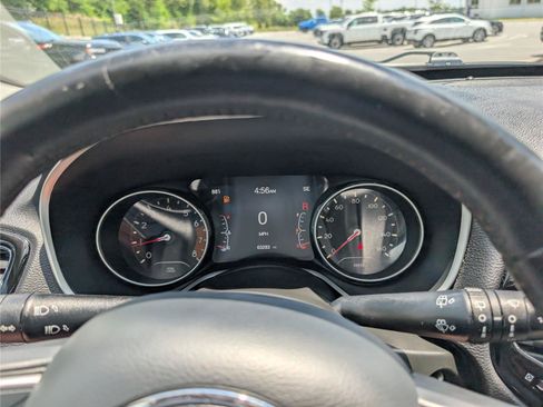 Used 2019 Jeep Compass Limited AWD/4WD image 28