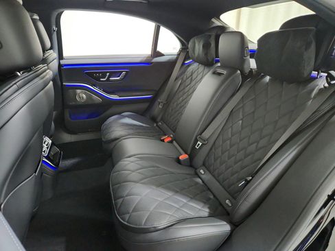 New 2026 Mercedes-Benz S 580 4MATIC Sedan image 8