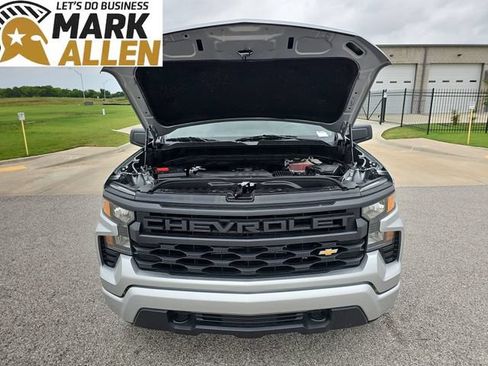 Used 2022 Chevrolet Silverado 1500 Custom AWD/4WD image 29