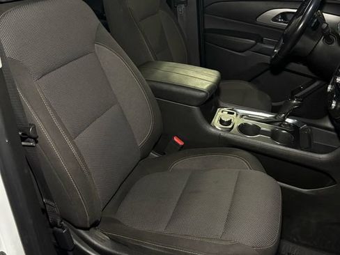 Used 2018 Chevrolet Traverse LT AWD/4WD image 14