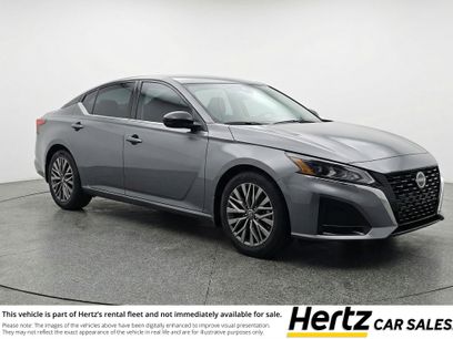 Used 2025 Nissan Altima 2.5 SV
