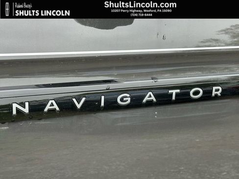 New 2025 Lincoln Navigator Black Label AWD/4WD image 29
