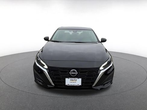 Used 2025 Nissan Altima 2.5 SV image 4