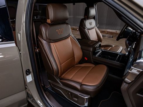 Used 2026 Ford F450 King Ranch w/ Chrome Package image 31