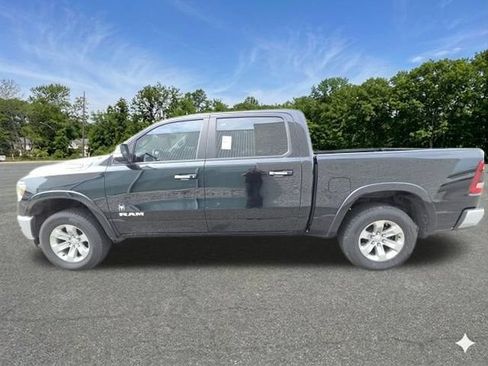 Used 2022 RAM 1500 Laramie AWD/4WD image 7