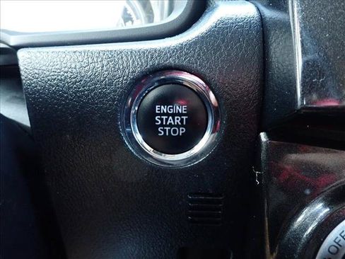 Used 2021 Toyota 4Runner TRD Off-Road Premium AWD/4WD image 26