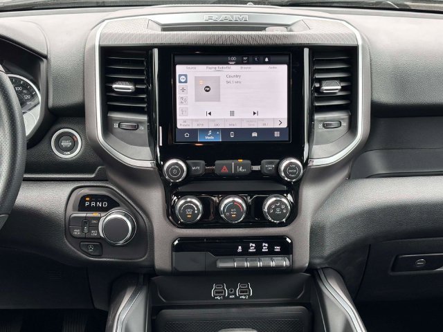 New 2026 RAM 1500 Express AWD/4WD image 8