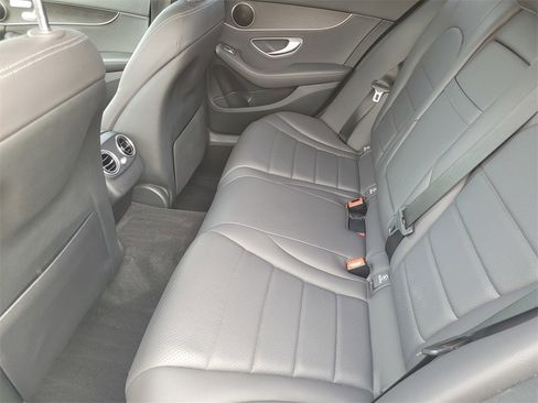 Used 2021 Mercedes-Benz C 300 Sedan image 10