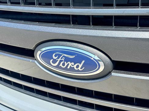 Used 2020 Ford F150 XLT w/ Equipment Group 302A Luxury AWD/4WD image 11