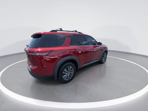 Certified 2022 Nissan Pathfinder SV FWD image 8