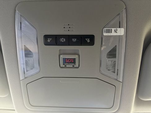 Certified 2019 Toyota RAV4 LE w/ Carpet Mat Package image 16