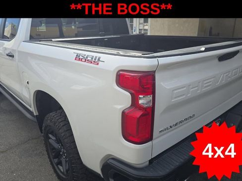 Used 2023 Chevrolet Silverado 1500 LT Trail Boss w/ LT Trail Boss Premium Package image 4