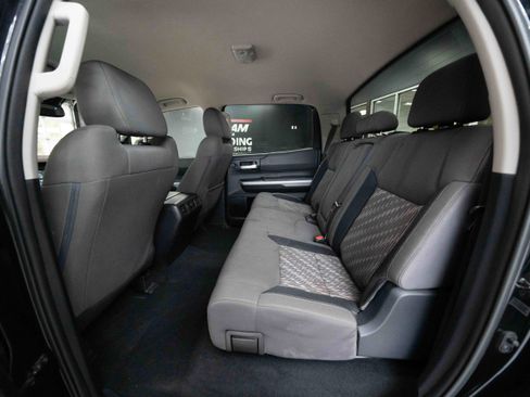 Used 2018 Toyota Tundra SR5 w/ TRD Off Road Package AWD/4WD image 23