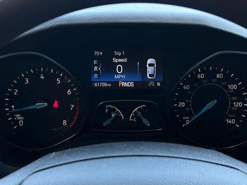Used 2018 Ford Focus SE FWD image 23